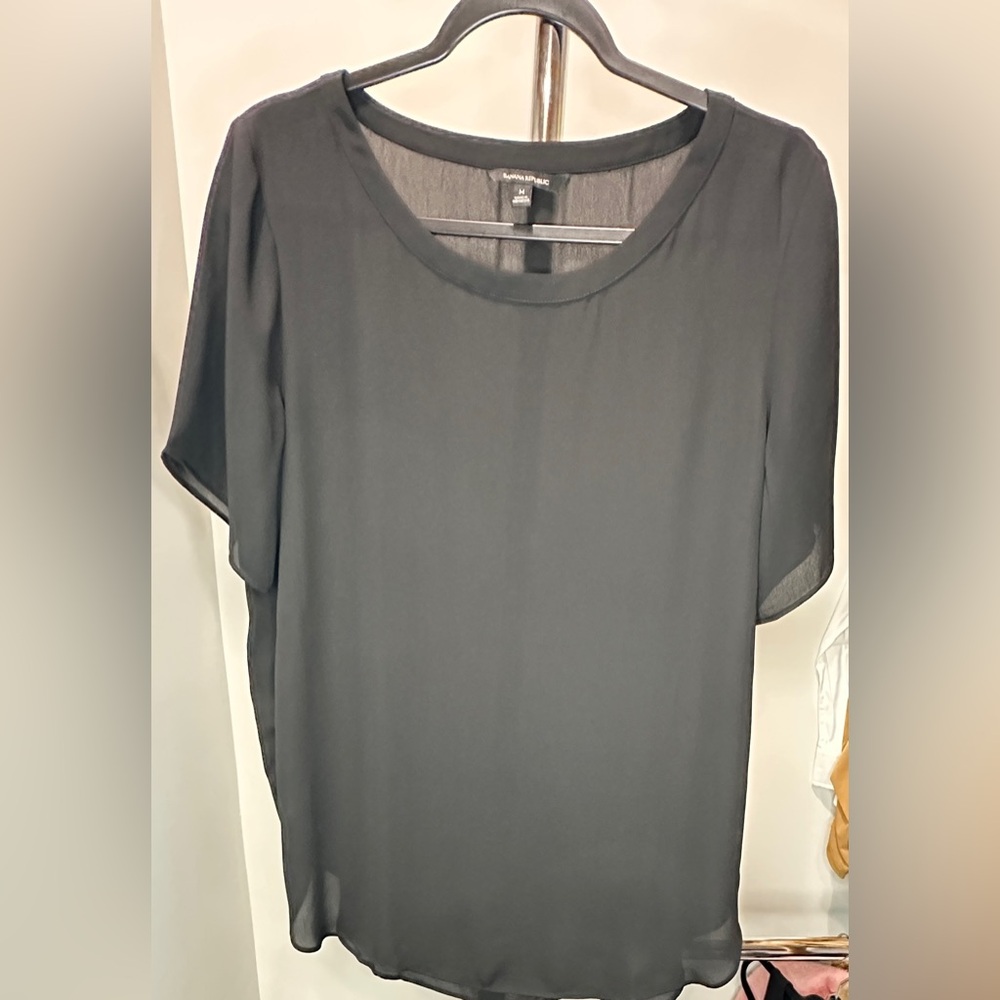 Elegant Sheer Black Women's Top Size Medium Banana Republic